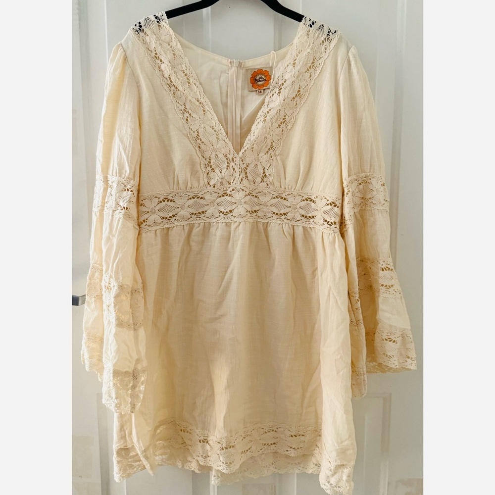 70s Inspired Cream Lace Trim Dress